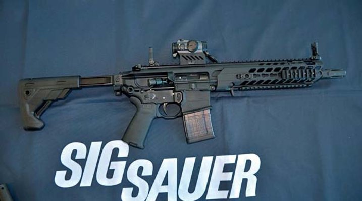 Seitenansicht des modularen Sturmgewehrs SIG Sauer MCX