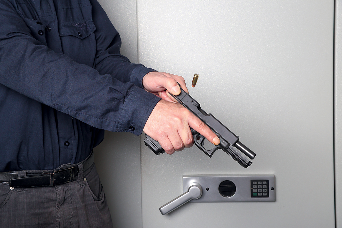 waffengesetz: Waffenrecht: Aufbewahrung und Zuverlässigkeit