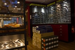 Austria Arms: Unternehmensportrait und Interview nach dem Corona Shut-Down Die Revolver-Vitrine bei Austria Arms
