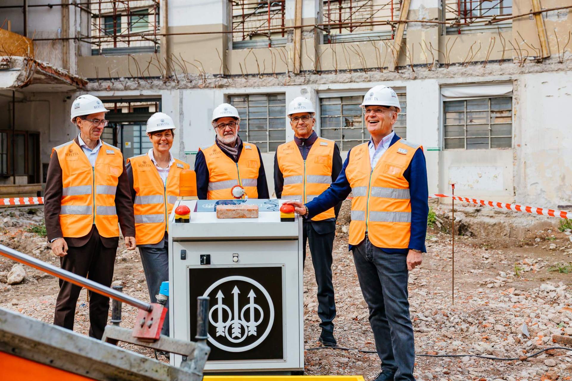 beretta: In Gardone Val Trompia legt Beretta den Grundstein für den neuen Innovation Hub, ein modernes Forschungs- und Entwicklungszentrum an einem sehr historischen Ort beretta: In Gardone Val Trompia legt Beretta den Grundstein für den neuen Innovation Hub, ein modernes Forschungs- und Entwicklungszentrum an einem sehr historischen Ort
