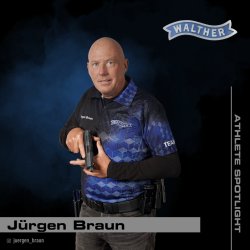 Das im IPSC erfolgreiche Team Walther im Überblick und wie Sie am Tag der offenen Tür der Carl Walther GmbH am 16. und 17. Juni 2023 in Ulm teilnehmen können. Carl Walther Teamschütze Jürgen Braun.