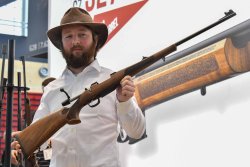 CZ Neuheiten 2018: Gewehre und Pistolen für Jagd und Schießsport CZ 557 Lux II Jagdbüchse als Neuheit 2018