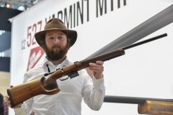 CZ Neuheiten 2018: Gewehre und Pistolen für Jagd und Schießsport CZ 527 Varmint MTR Match Target Rifle für Sportschützen als Neuheit 2018