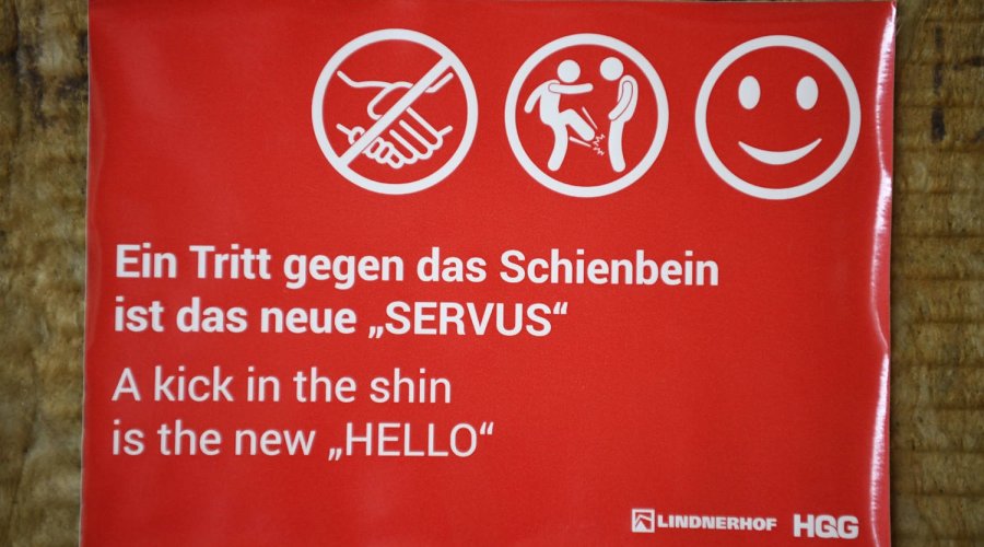 Action Video und Wettkampfbericht: Über 180 Schützen bei den Deutschen Meisterschaften IPSC Rifle 2020 Humorvolle Corona-Hinweistafel bei den Deutschen Meisterschaften IPSC Rifle 2020