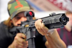 EU Waffenverbot Waffe von PMG