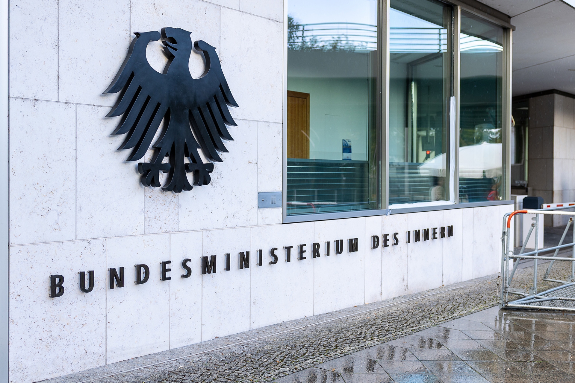 waffengesetz: Zweite Runde der Evaluierung des Waffengesetzes: Was sich im WaffG ändern könnte − ein Blick in die Glaskugel waffengesetz: Zweite Runde der Evaluierung des Waffengesetzes: Was sich im WaffG ändern könnte − ein Blick in die Glaskugel