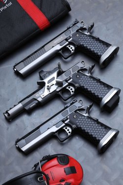 STP by Prommersberger: Wer und was verbirgt sich hinter den herausragenden Kurzwaffen der Marke Sport Target Pistol aus der Edelmanufaktur im bayerischen Kühbach? Die recht neuen STP-Pistolen Rosa, Elsa und Lisa.