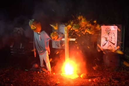 Breaking: Horror-Angriffe durch Untote gemeldet – So können Sie sich schützen! Zombiekürbisattrappen explodieren nach Beschuss