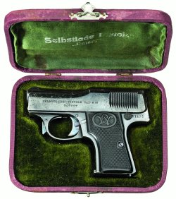 2. Mai 2018: Große WALTHER Auktion bei Hermann Historica Selbstladepistole Walther Modell 1 in erster Ausführung.