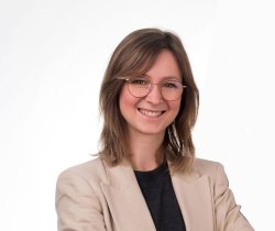 Stefanie Leege bedauert als Veranstaltungsleiterin der IWA, das der Bund dort keine jungen und innovativen Unternehmen mehr fördern will.