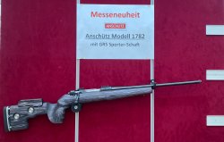 Nachbericht: Die Internationalen Jagd- und Schützentage auf Schloss Grünau 2021 Repetierbüchse Anschütz 1782 mit GRS-Schaft.