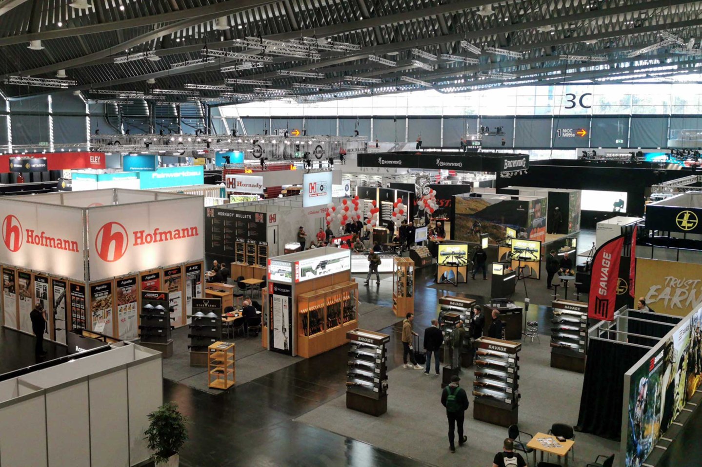 Blick in die Halle 3a, die auch auf der IWA 2025 wieder als Waffenhalle dient.