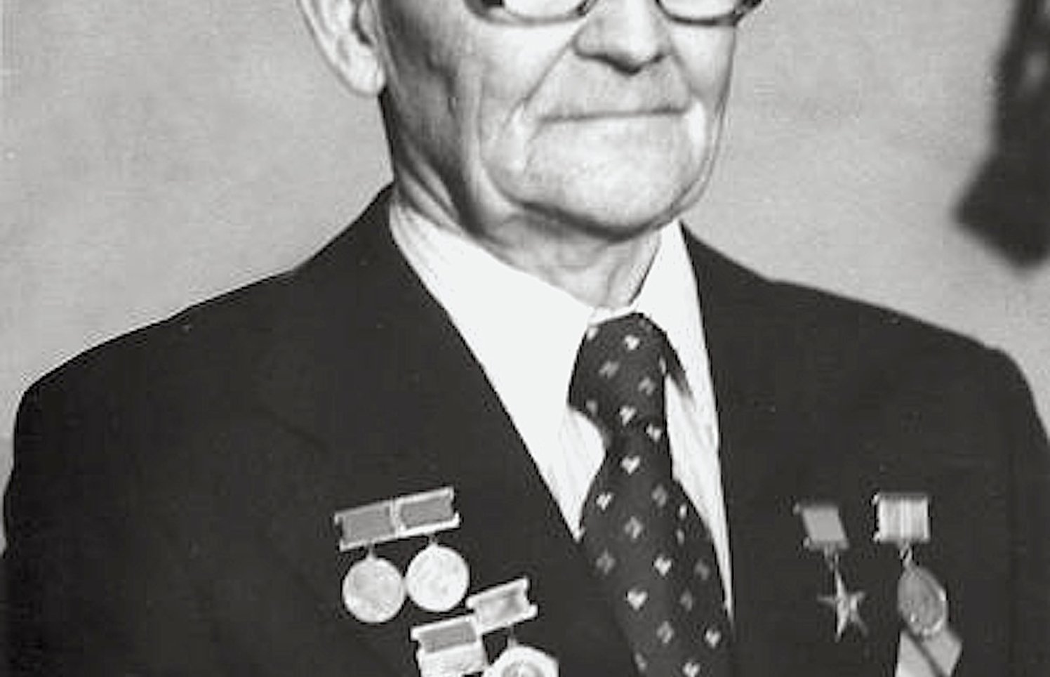 100. Geburtstag von MAKAROV