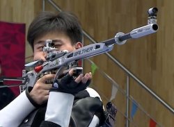 Yukun Li (China) KK 3x20