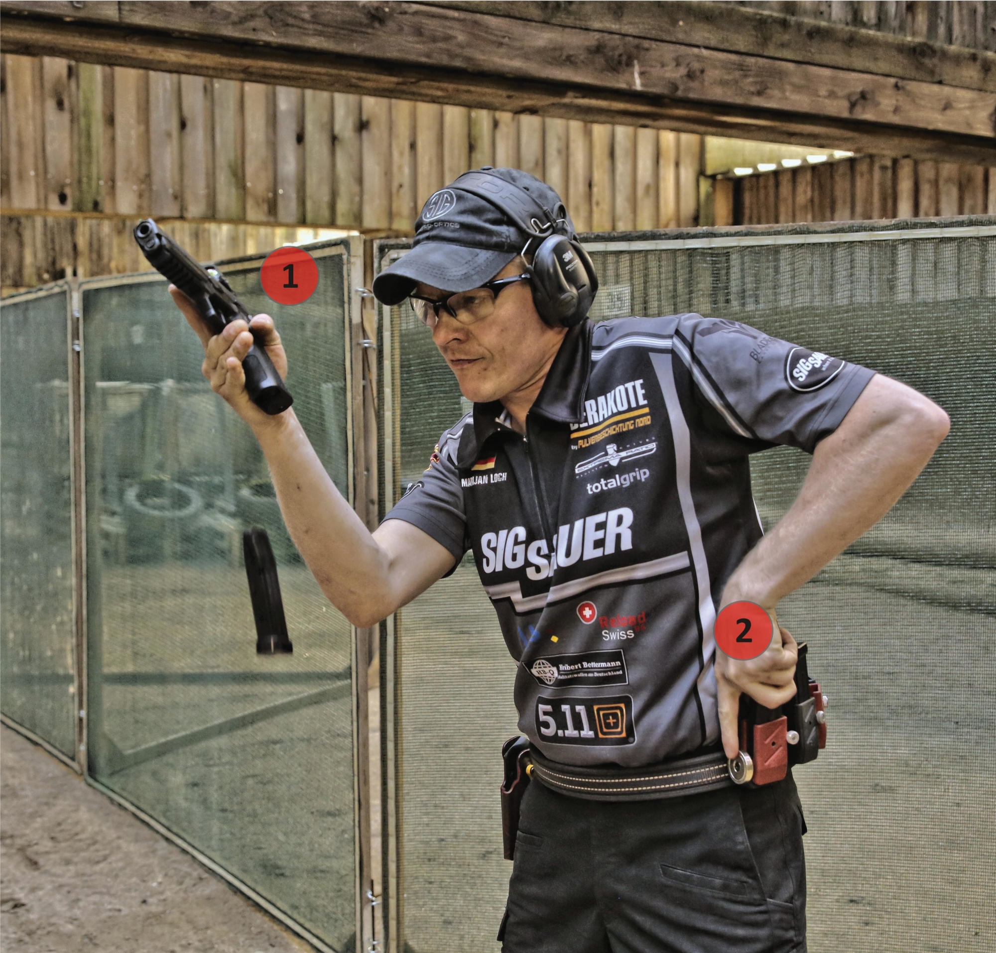 sportschuetzen: Dynamisches Kurzwaffenschießen und IPSC-Schießtechniken: der Magazinwechsel