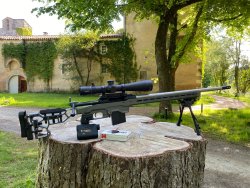 PRS Longe Range-Event mit Repetierbüchsen von Savage, Zielfernrohren von Leupold und Munition von Hornady Die Savage Impulse Elite Precision mit Geradezugsystem und MDT ACC-Chassis (3.299,- Euro) ist das derzeitige Flaggschiff von Savage. Hier wird mit einem Leupold Mark 5 HD 7-35x56 und Hornady ELD-Match-Patronen ausgerüstet.