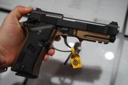 SHOT Show 2023 – die wichtigsten Neuheiten vom dritten Tag der weltgrößten Waffenmesse in Las Vegas Beretta 80X Cheetah.