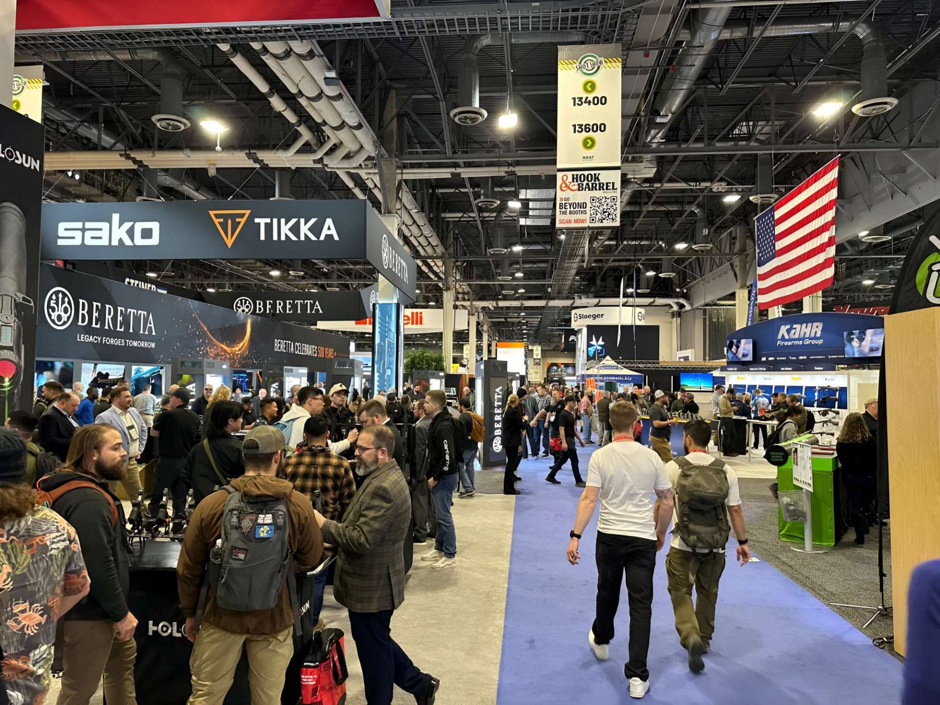 shot-show: SHOT Show 2026 in Las Vegas: Neuheiten und Highlights vom ersten Tag der Waffenmesse in den USA
