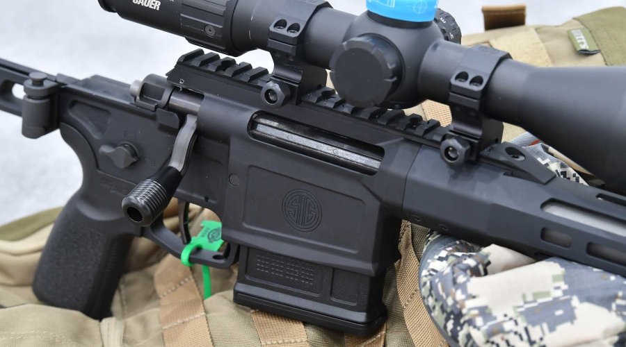 Nahaufnahme SIG Sauer Cross.