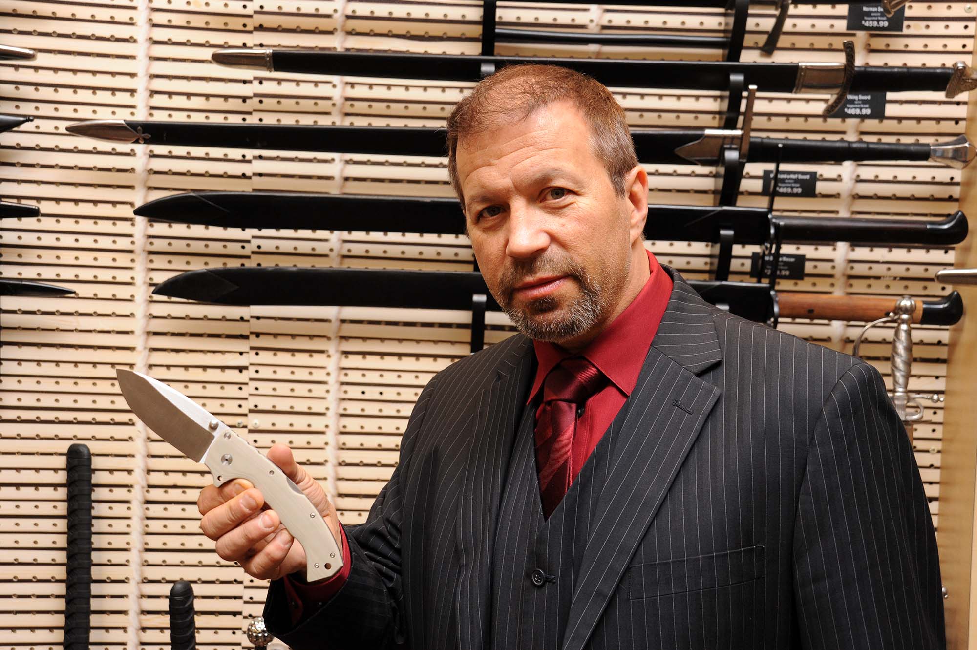 iwa: Cold Steel 4-Max: ein extra starkes und stabiles Klappmesser