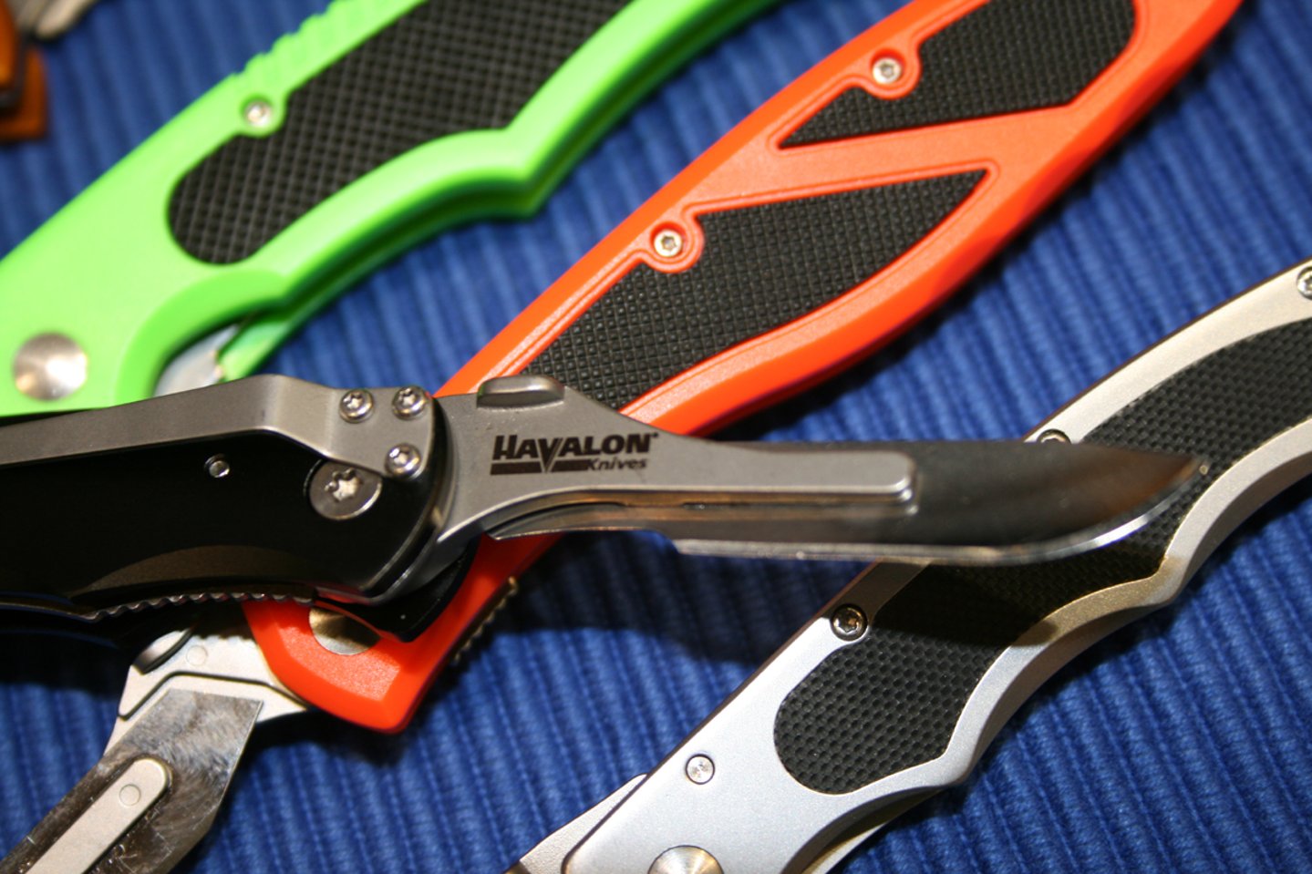 HAVALON KNIVES: Klappmesser mit Wechselklinge HAVALON KNIVES: Klappmesser mit Wechselklinge