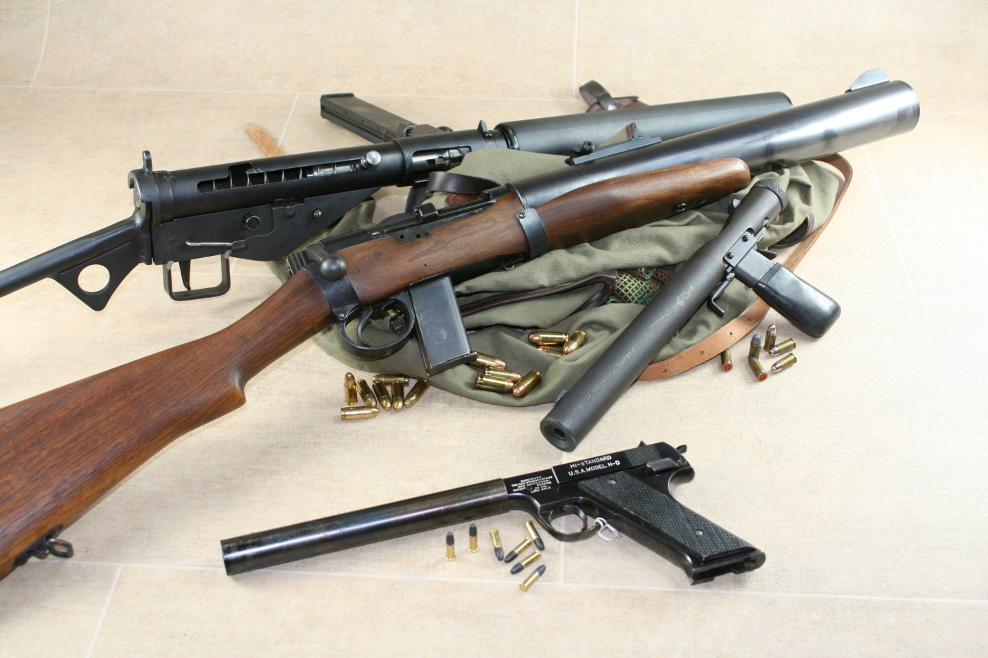 Entwicklung von Schalldämpfern für Waffen Entwicklung von Schalldämpfern für Waffen