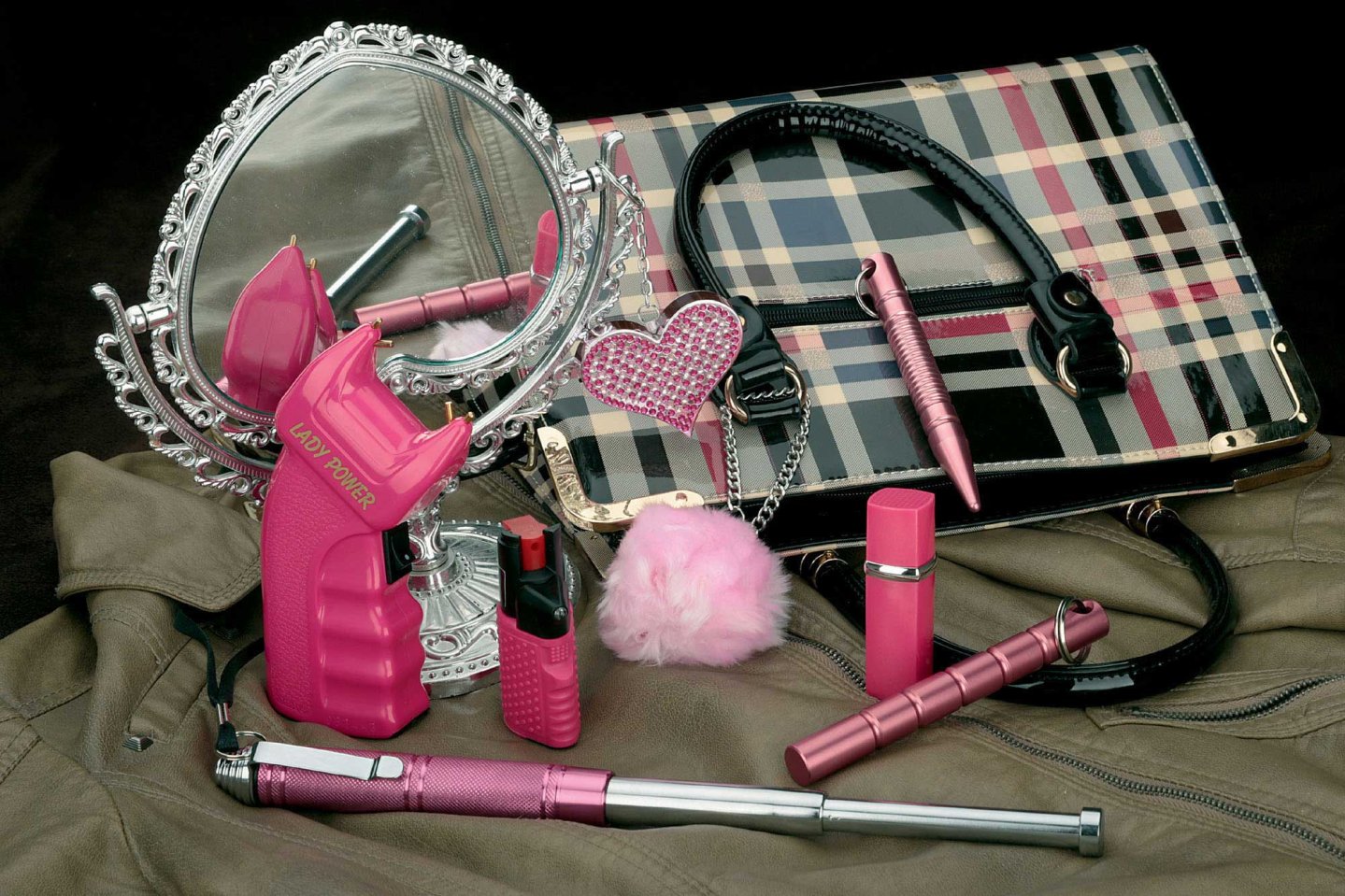 Pinke Produkte für die Selbstverteidigung Auswahl an pinken Produkten für den Selbstschutz