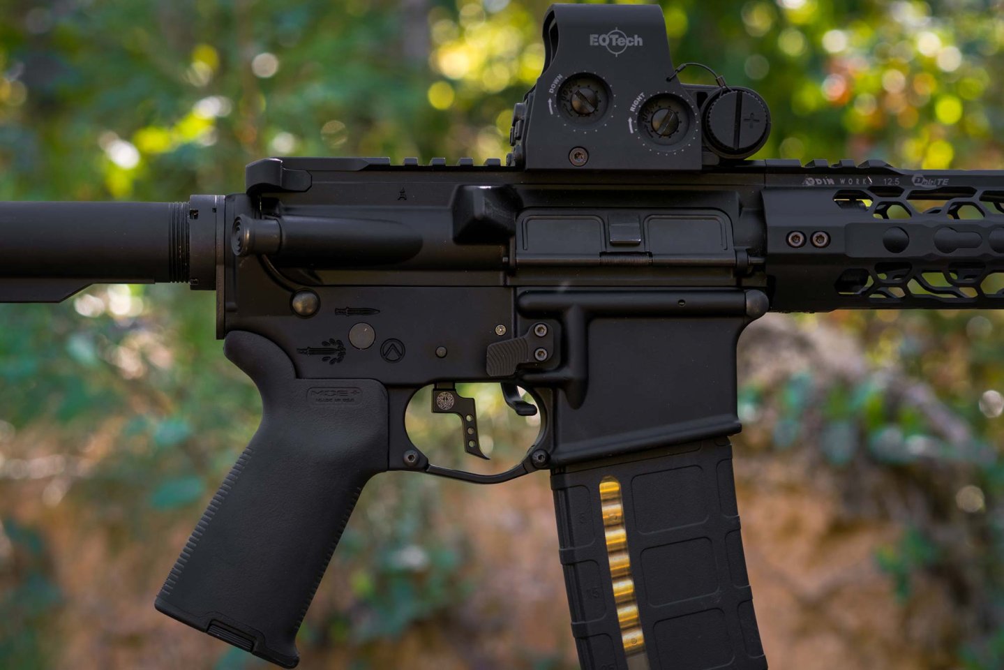 Velocity Triggers: AR-10/AR-15 Abzüge bei Waffen Ferkinghoff AR-Gewehr mit Abzugseinheit von Velocity Triggers