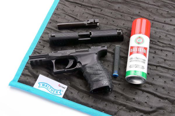 pistole: WALTHER Oil Pad - für die perfekte Waffenreinigung