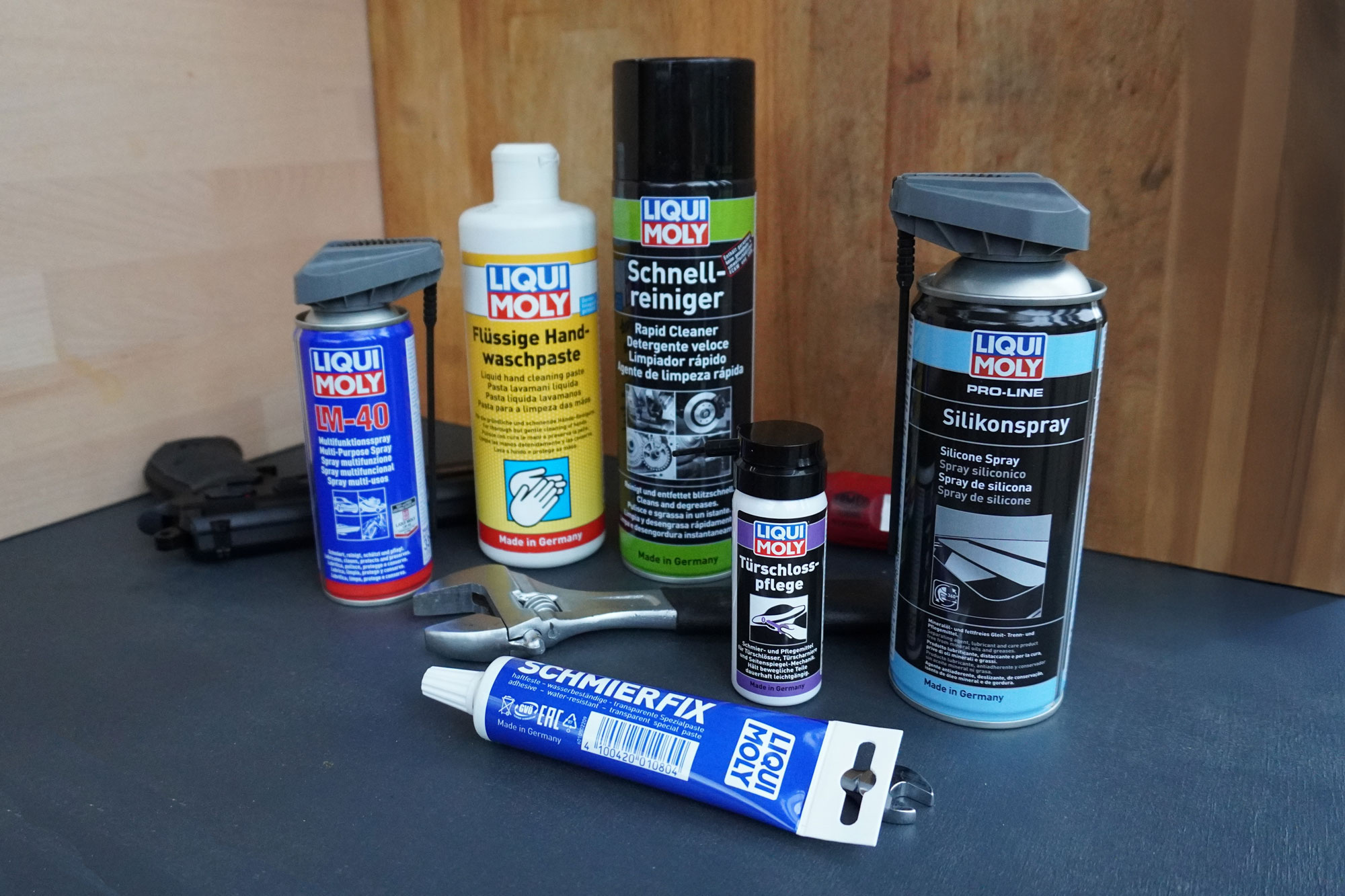 liqui moly: Liqui Moly-Produkte für den Schützen, die Werkstatt und mehr: Diese bewährten Universal-Helfer sollten Sie kennen. liqui moly: Liqui Moly-Produkte für den Schützen, die Werkstatt und mehr: Diese bewährten Universal-Helfer sollten Sie kennen.