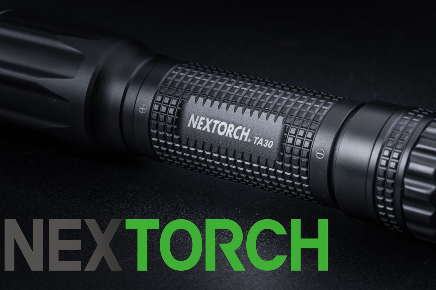 Umzug bei Nextorch: Der Hersteller von Taschenlampen expandiert und zieht dafür um Taschenlampe und Logo von Nextorch.