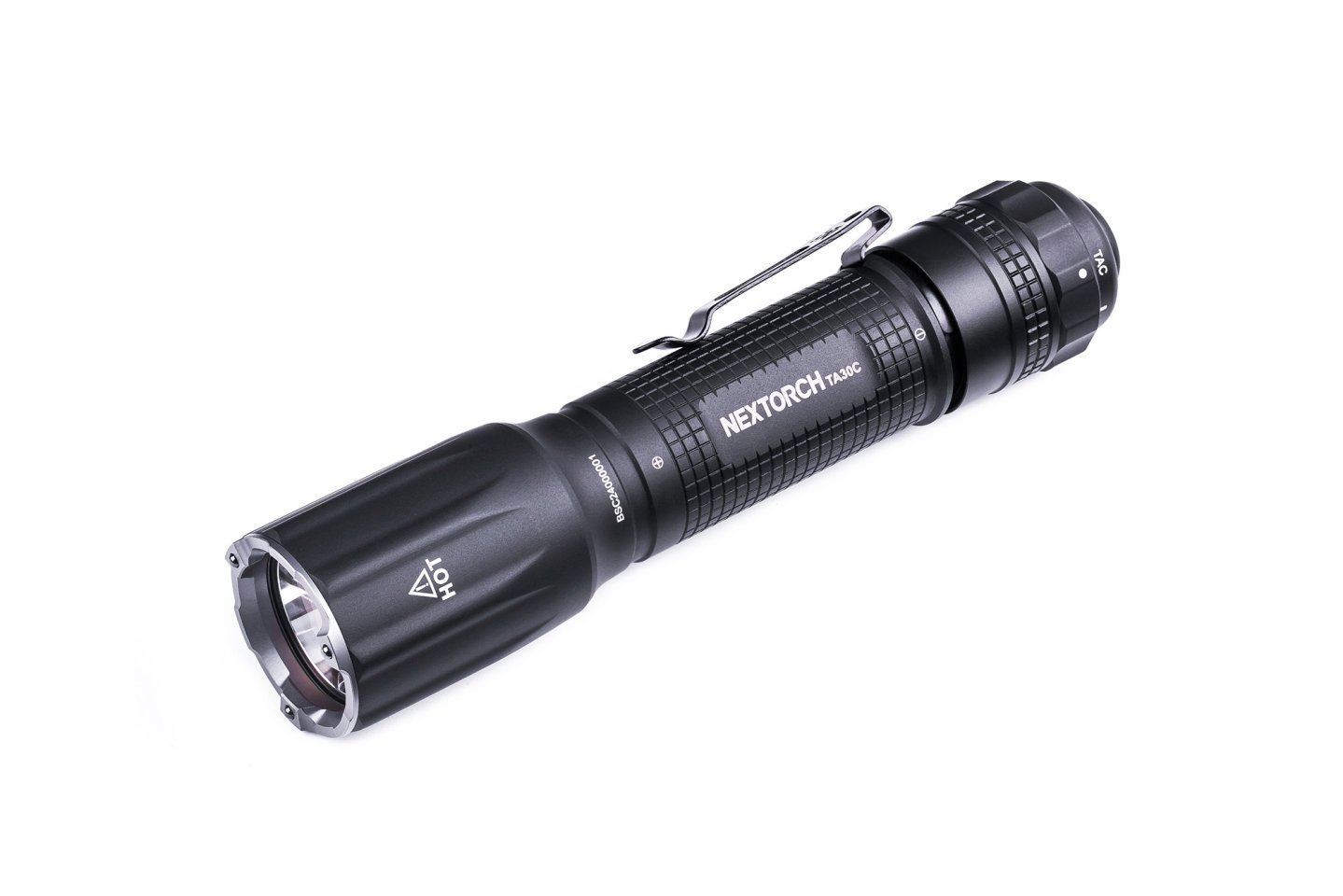 Nextorch LED-Lampe TA30C im Test: Details der taktischen Taschenlampe nochmals verbessert Nextorch LED-Lampe TA30C komplett von links.