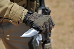 SOG Growl und SOG Tangle: Messer in Vollerl-Bauweise SOG Growl und SOG Tangle: Messer in Vollerl-Bauweise
