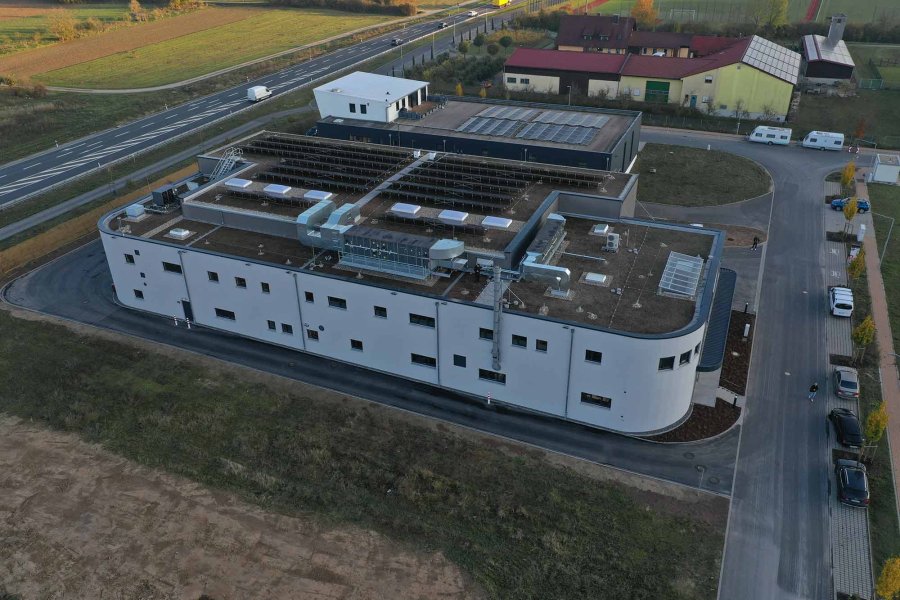Das neue Firmengebäude der Ernst Apel GmbH in Eibelstadt