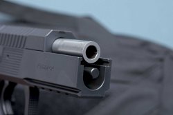 caliber 4/2019 Linke Seite des Mündungsbereichs des Korth Super Sport ULX.
