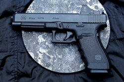 caliber 04/2015 - die Themen für April 2015 caliber 04/2015 - die Themen für April 2015