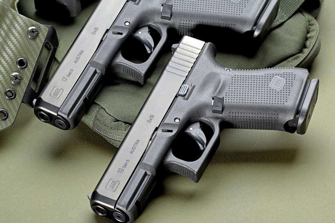 caliber: Inhalt: caliber 10/2017