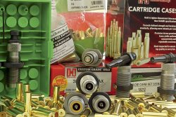caliber 10/2018: Im zweiten Teil zum Thema „.357 Magnum-Revolverpatrone“ dreht sich alles um Matrizen und Hülsen. caliber 10/2018: Im zweiten Teil zum Thema „.357 Magnum-Revolverpatrone“ dreht sich alles um Matrizen und Hülsen.