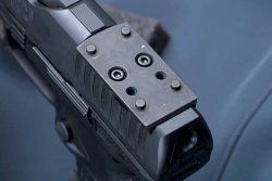 caliber 2/2018 Adapterplatte der Walther PPQ M2 Q4