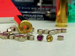 caliber 2/2018 Verschiedene Zündhütchen