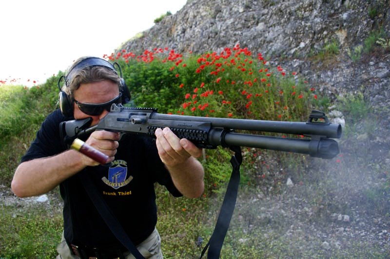 1911er: Inhalt: caliber 4 / 2014