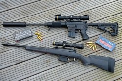 Inhalt: caliber 7+8/2020 Savage MSR15 (oben) und Savage 110 Haymaker