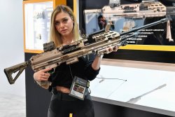 VISIER 3/2020 Danielle Valkyrie mit dem neuen SIG Sauer MG 338