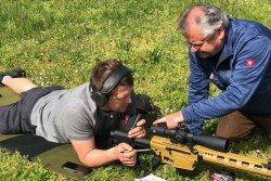 Inhalt: VISIER 7/2020 Vitali Grauer (liegend) und Anton Albert mit dem Albert Arms ALR