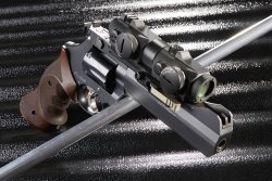 VISIER 8/2020 Merkle T1 mit 2 Aimpoint-Visieren