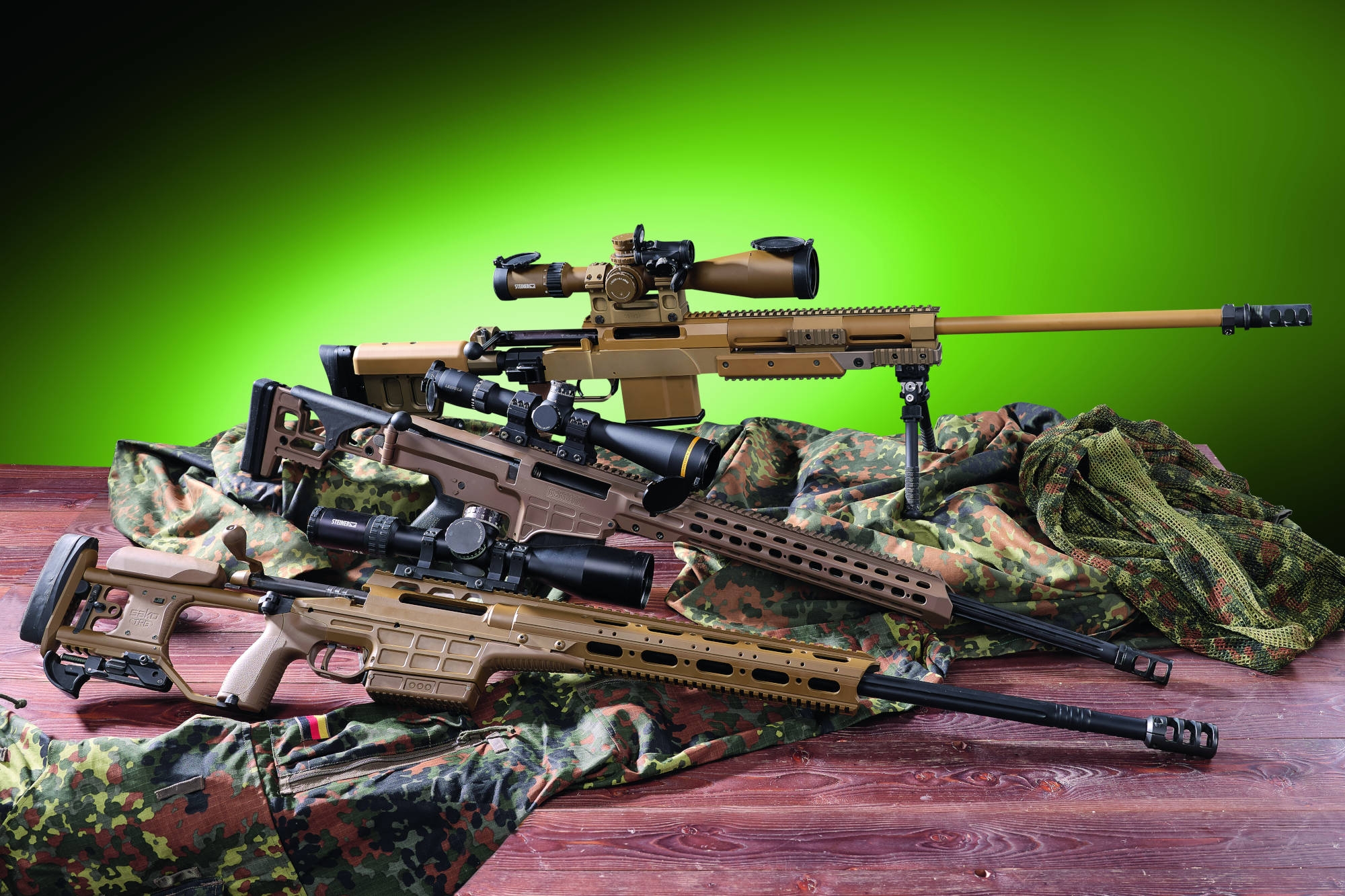 Zeitschrift Visier: Inhalt VISIER 4/2021 + Digital: Lesen Sie auch das E-Paper von VISIER, ohne das Haus verlassen zu müssen!