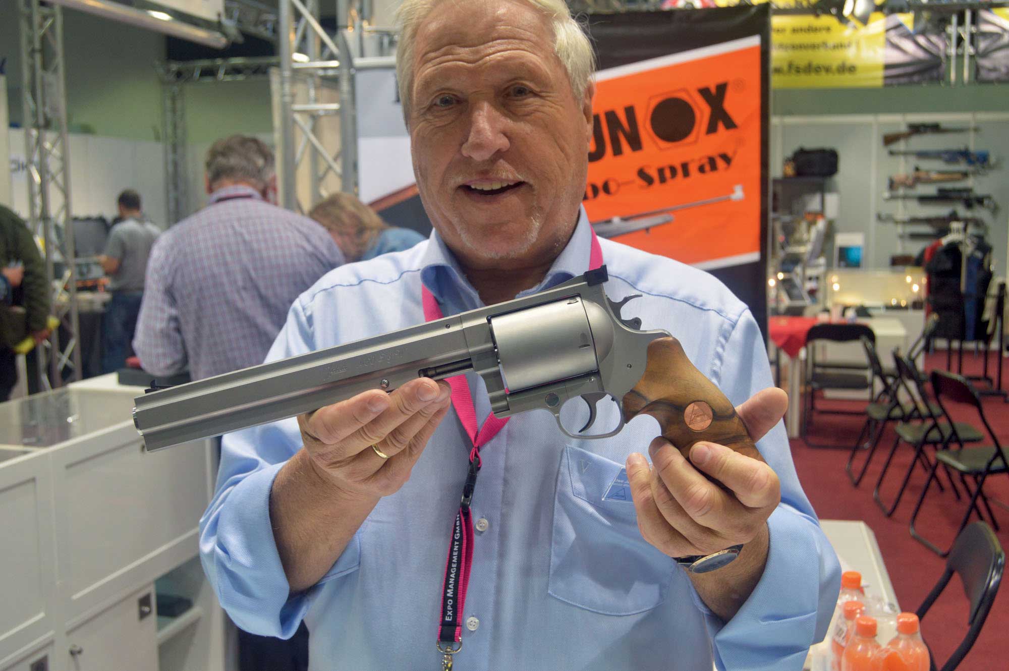 magazin-visier: VISIER 2/2017 gibt es ab sofort im Zeitschriftenhandel!