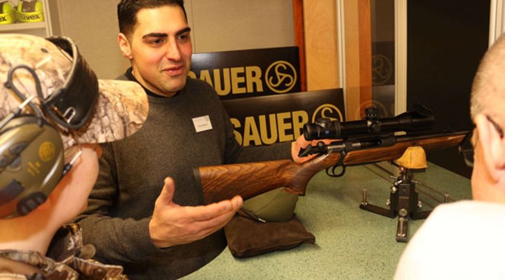 VISIER auf der IWA Outdoor Classics 2015: Die Anreise VISIER auf der IWA Outdoor Classics 2015: Die Anreise