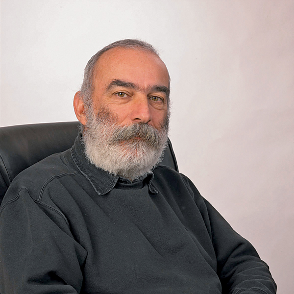 schweizer-waffenmagazin: Laszlo Tolvaj, Chefredakteur des SWM, ist verstorben