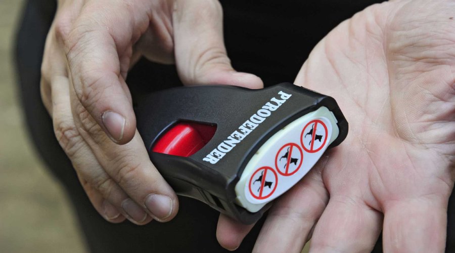 Geladener Pyro-Defender.